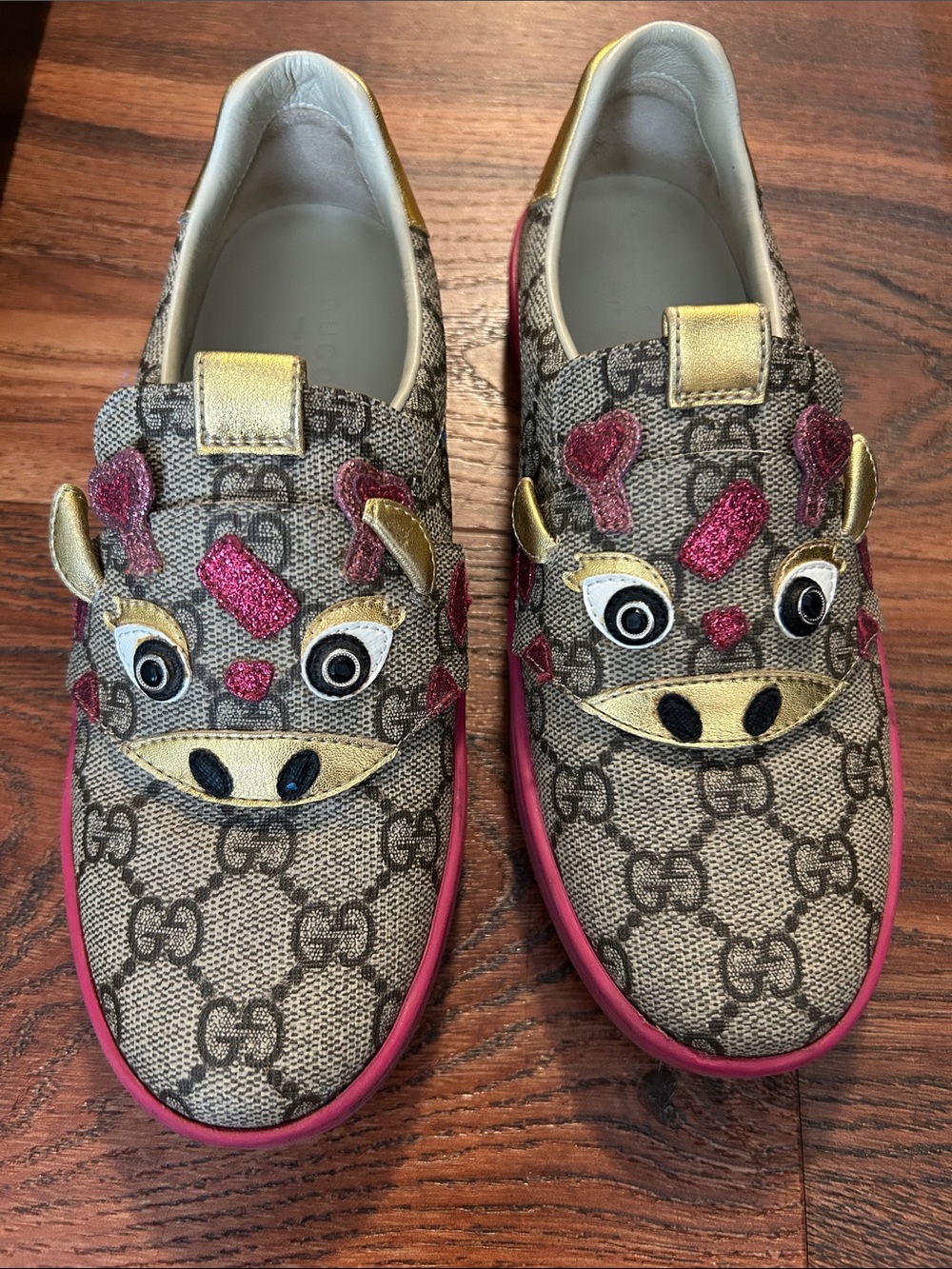 Gucci Kids Giraffe Slip-On Sneakers – Size 32 (US Kids 2–2.5) - Picture 12 of 16